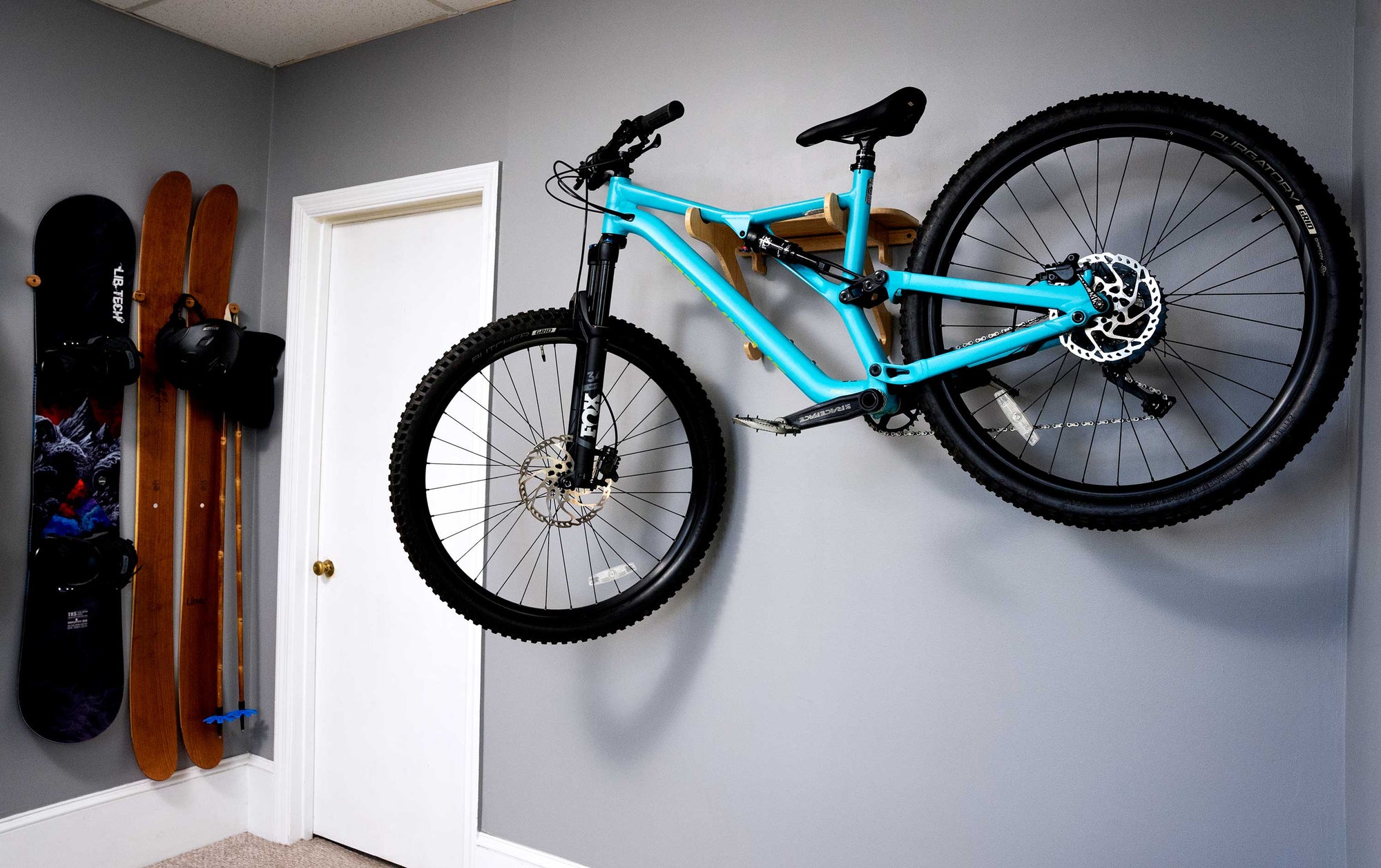 Indoor MTB Wall Rack with Hooks for Helmets and Bags - Bamboo MTB Bike Shelf