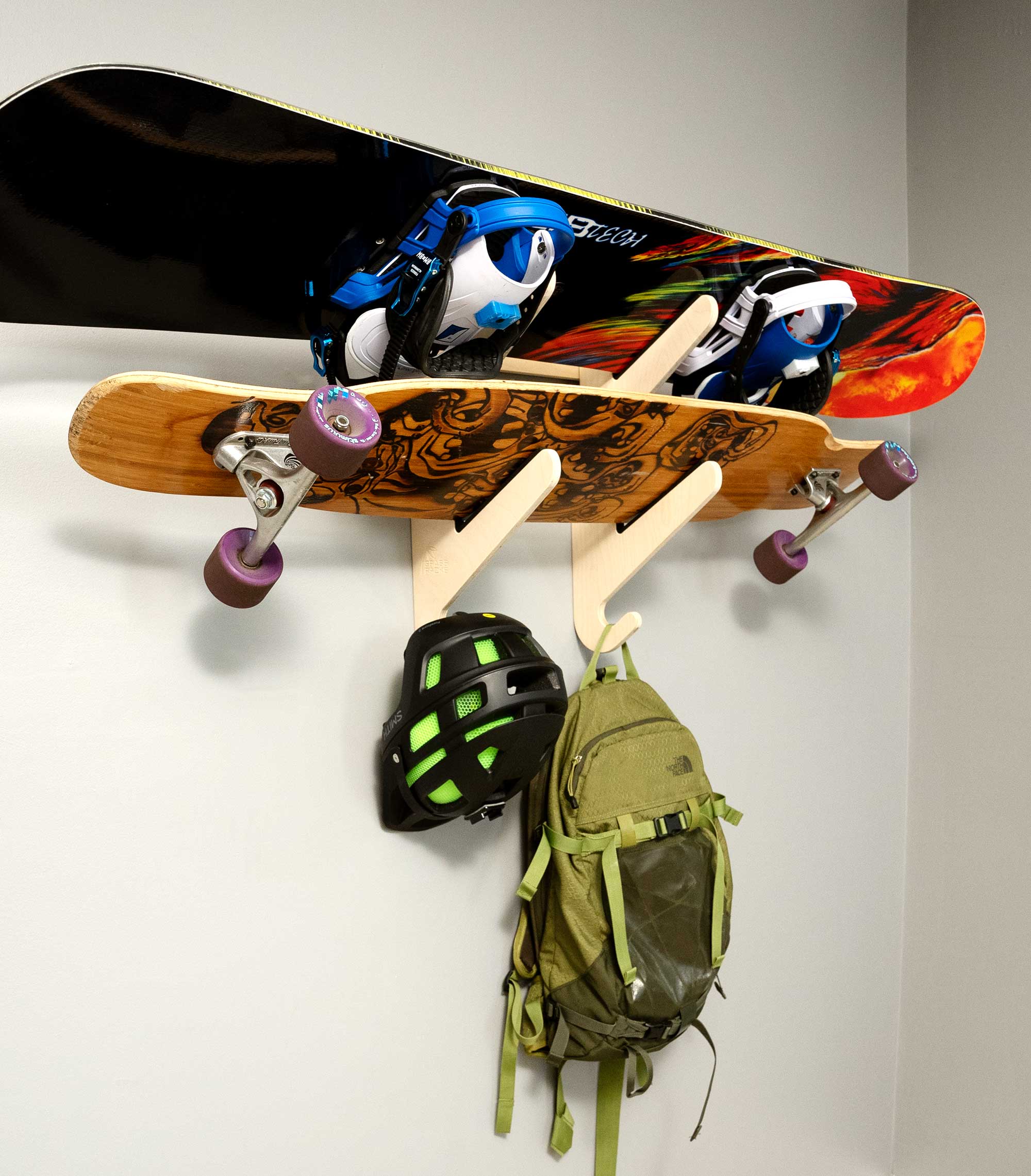 Support mural horizontal pour skate board et longboard GECKO